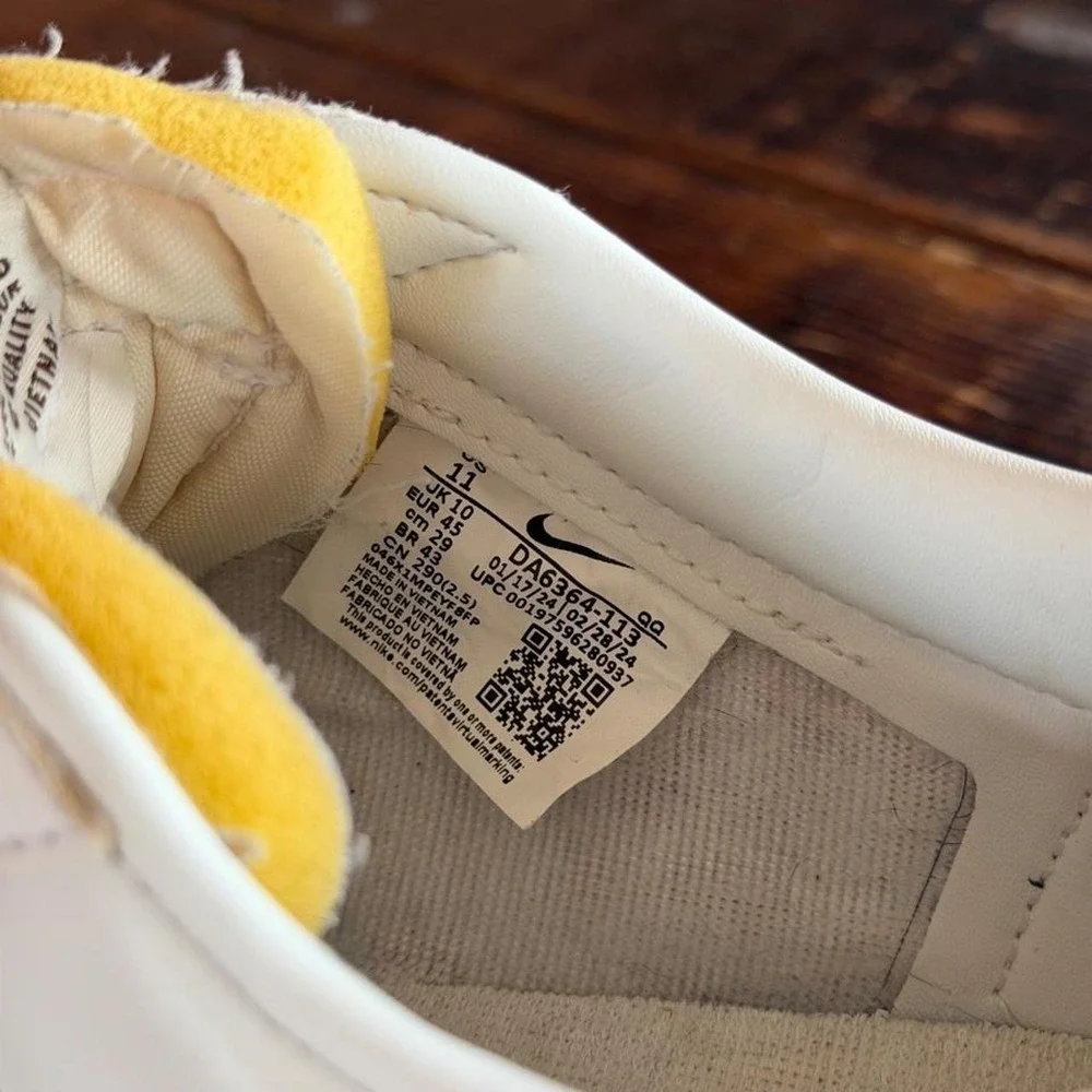 N/A nike blazer